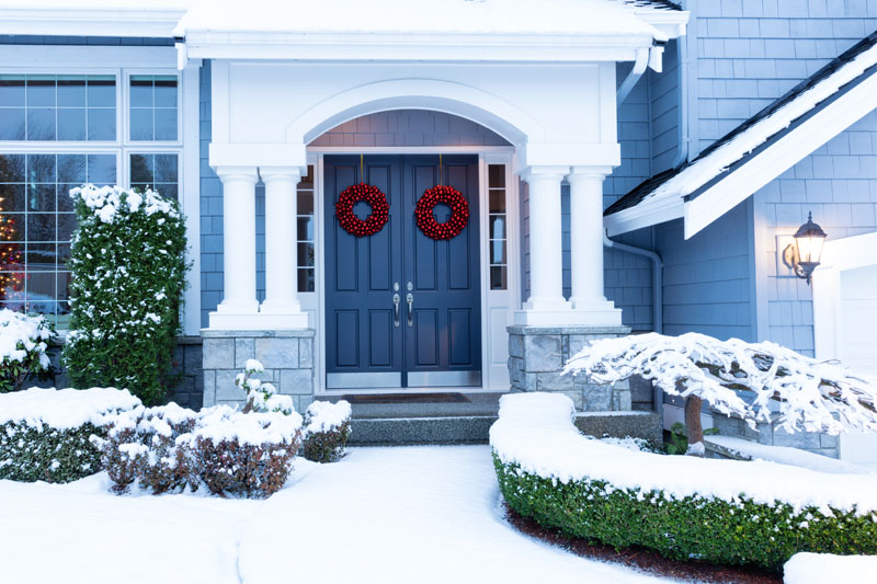 Buying and Selling A Silver Spring House During the Holidays